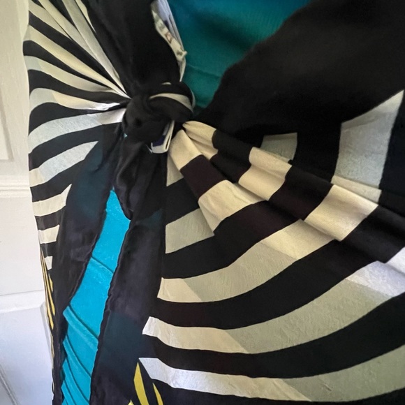 YvesSaintLaurent YSL Scarf. 100% Silk. Stripes. Made in Italy. - Picture 8 of 14